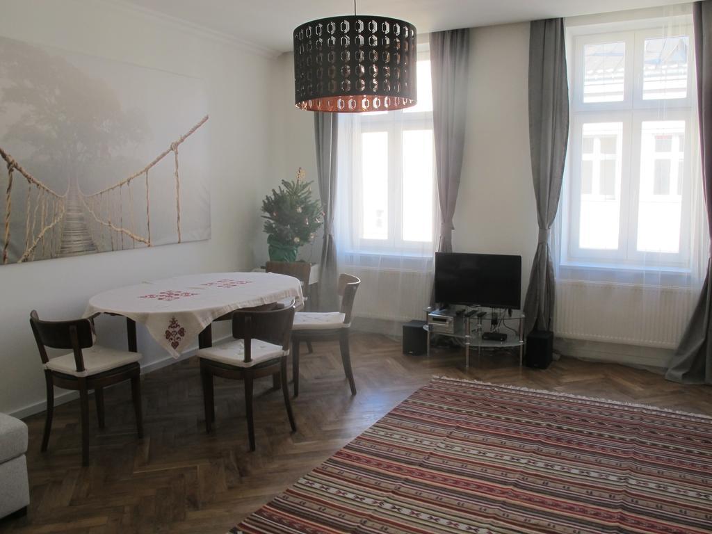 Apartament Czapskich Big House Διαμέρισμα Krasków Εξωτερικό φωτογραφία